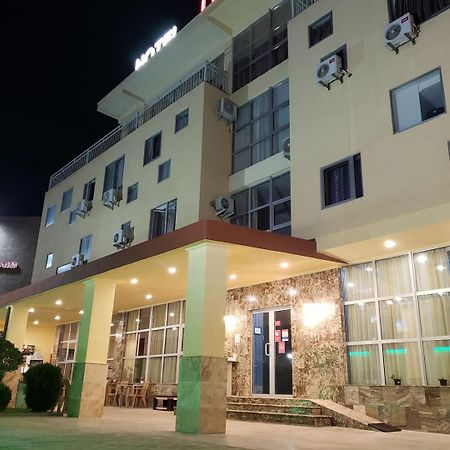 Hotel Like Tbilisi Exteriör bild